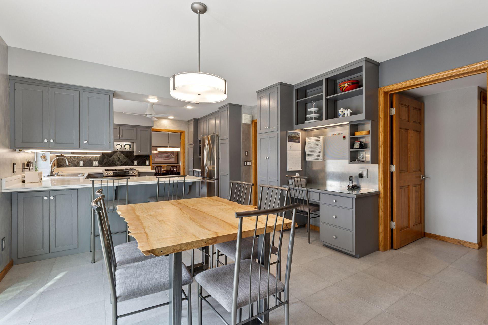 Notice the built-in desk/drop zone, perfect for organizing your daily necessities.