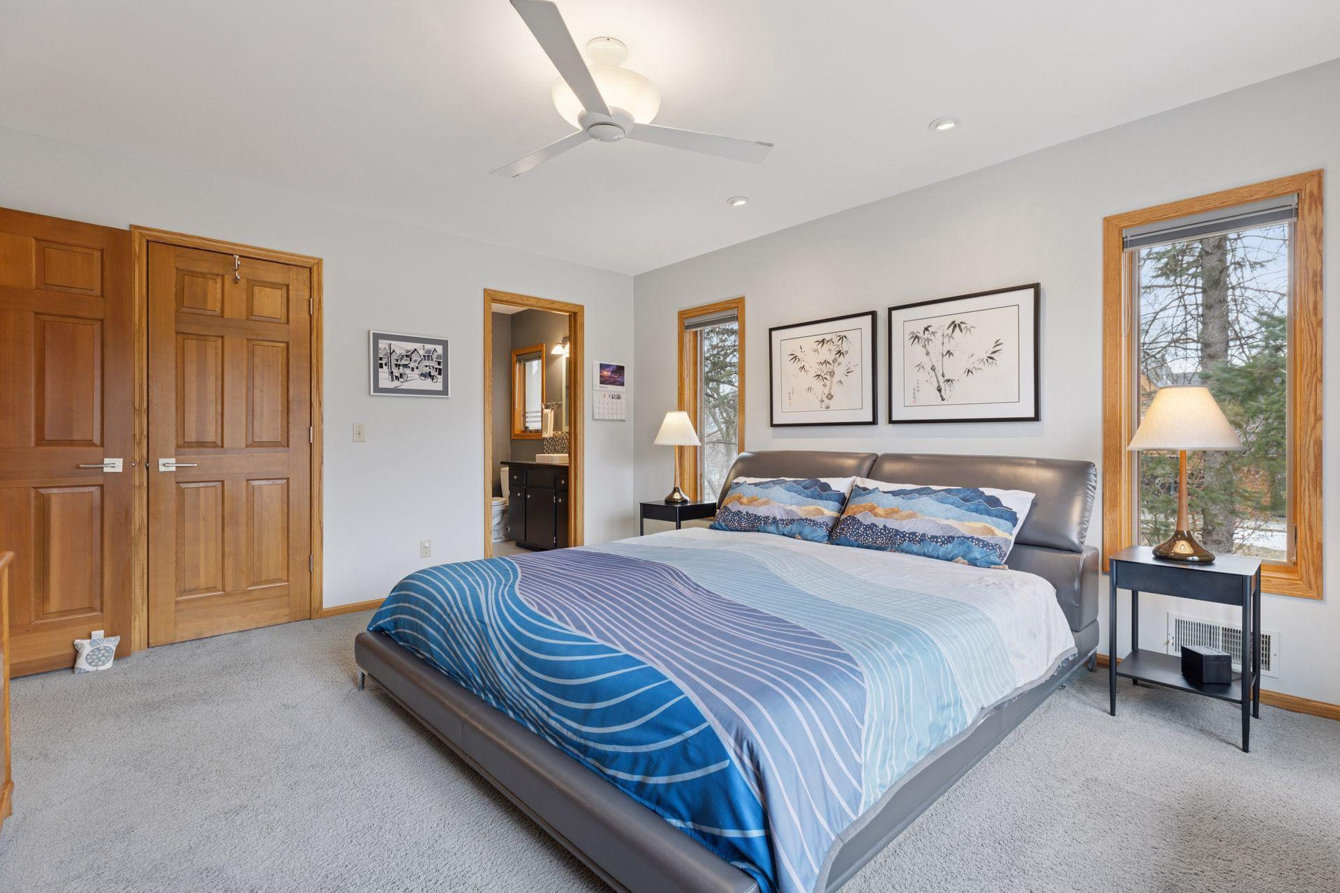 Upper level, bedroom 1 - primary suite