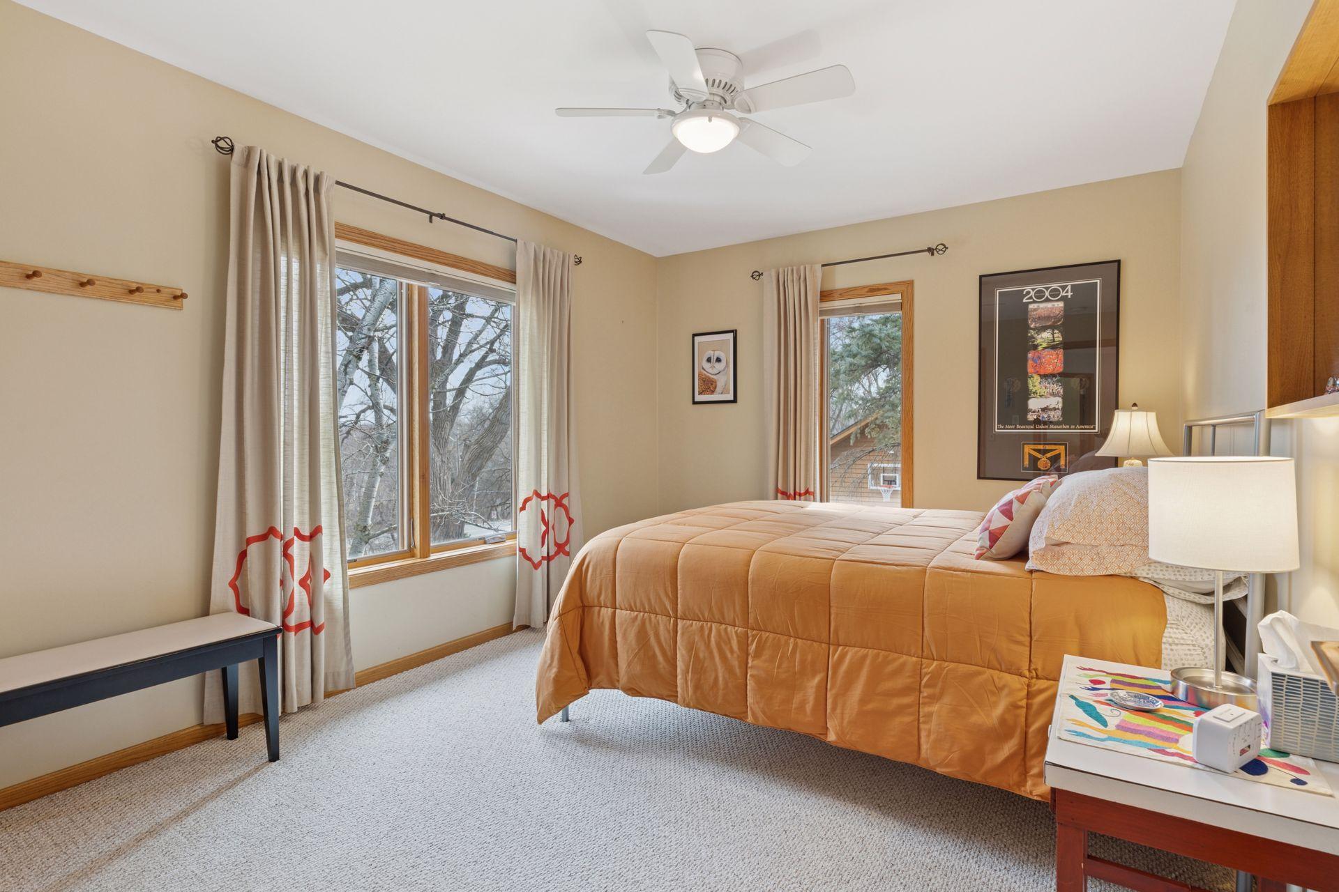 Upper level, bedroom 4