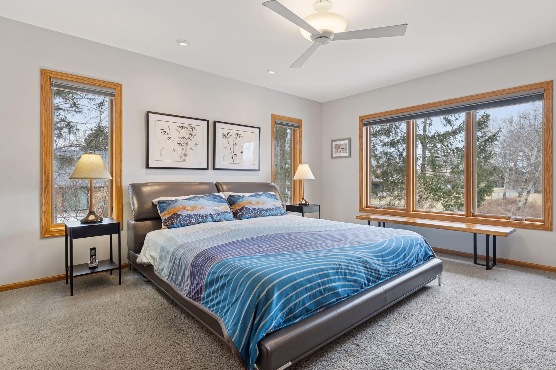 Upper level, bedroom 1 - primary suite
