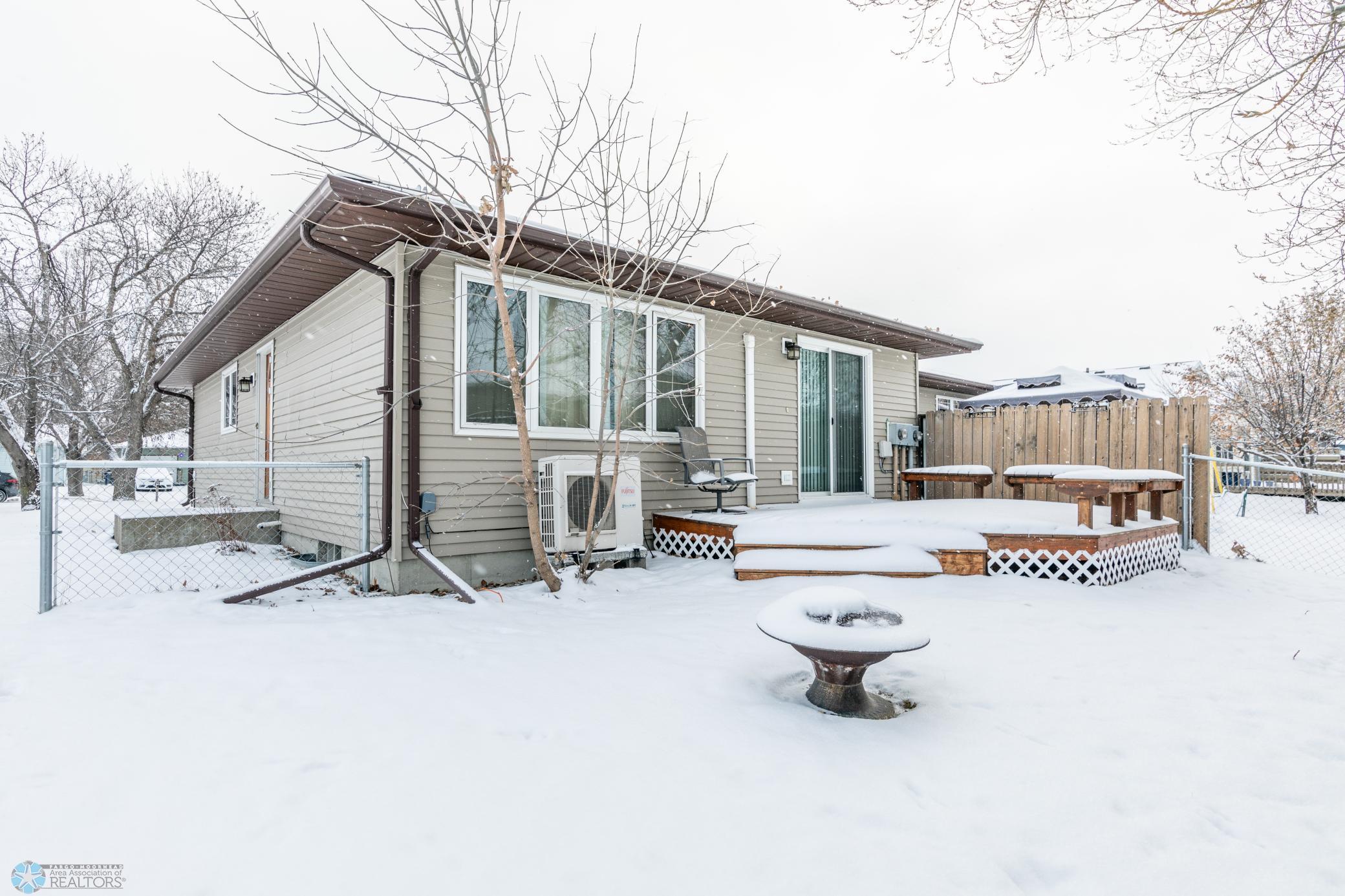 1135 19th St N, Moorhead (9 of 50).jpg