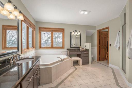 3070 Independence Road, Maple Plain, MN 55359