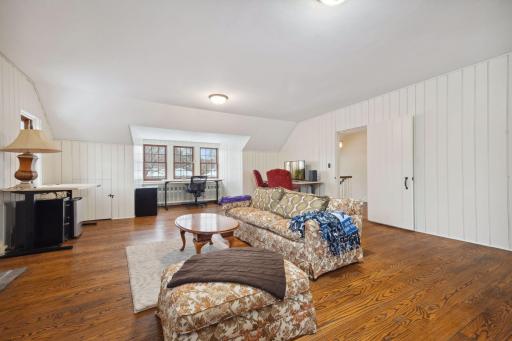 470 Mississippi River Boulevard N, Saint Paul, MN 55104