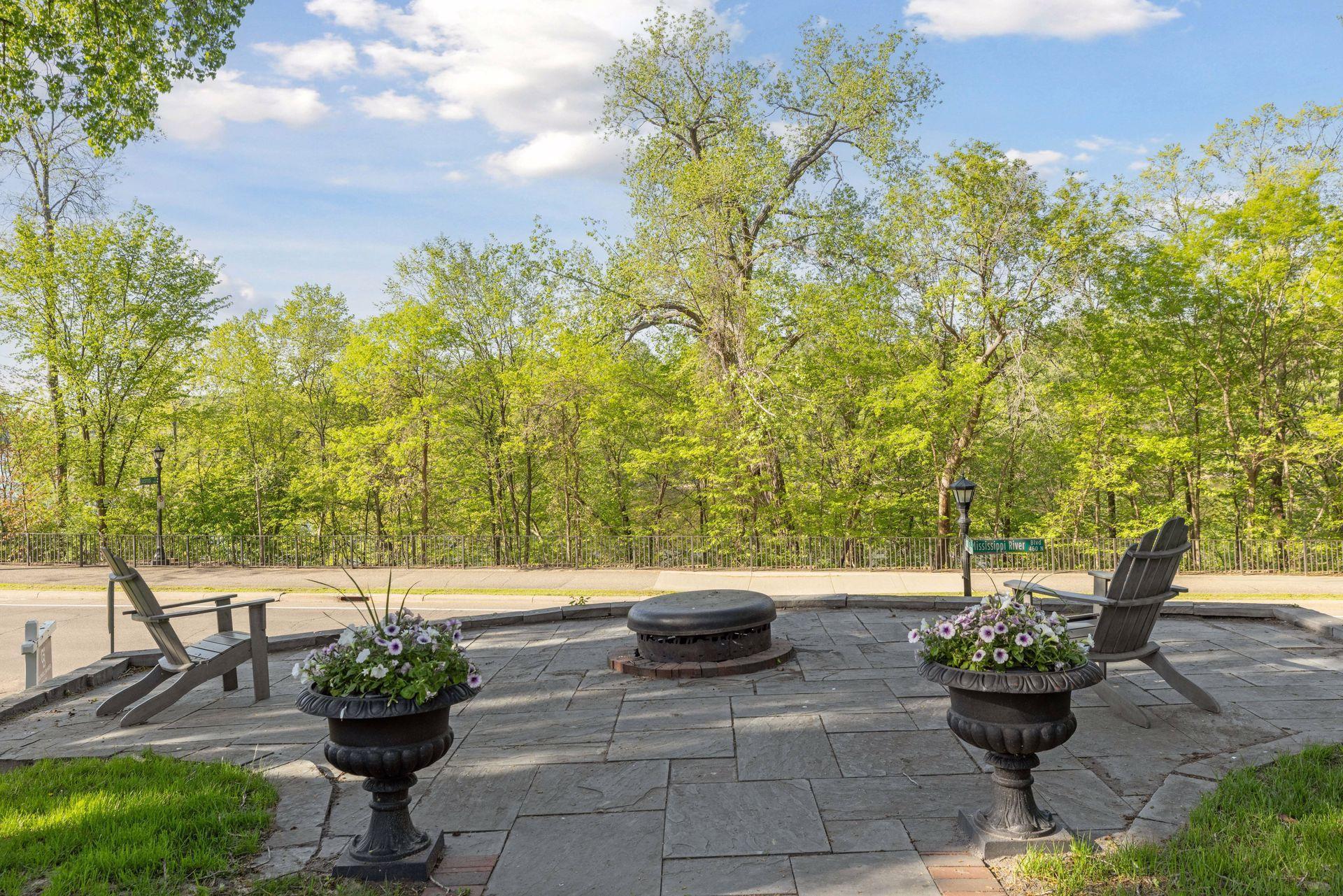 470 North Mississippi River Boulevard - Spacecrafting - 0008.jpg