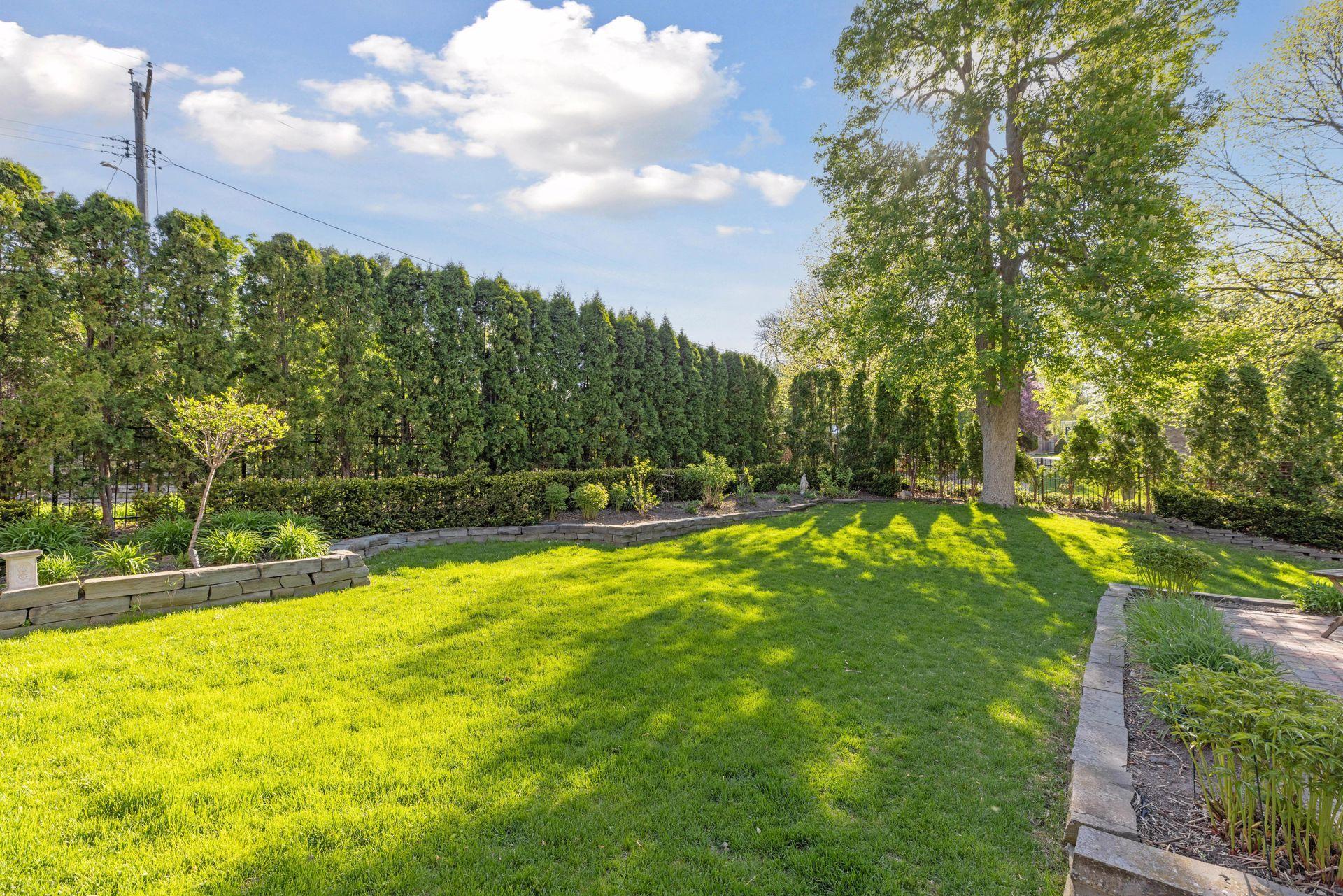 470 North Mississippi River Boulevard - Spacecrafting - 0019.jpg