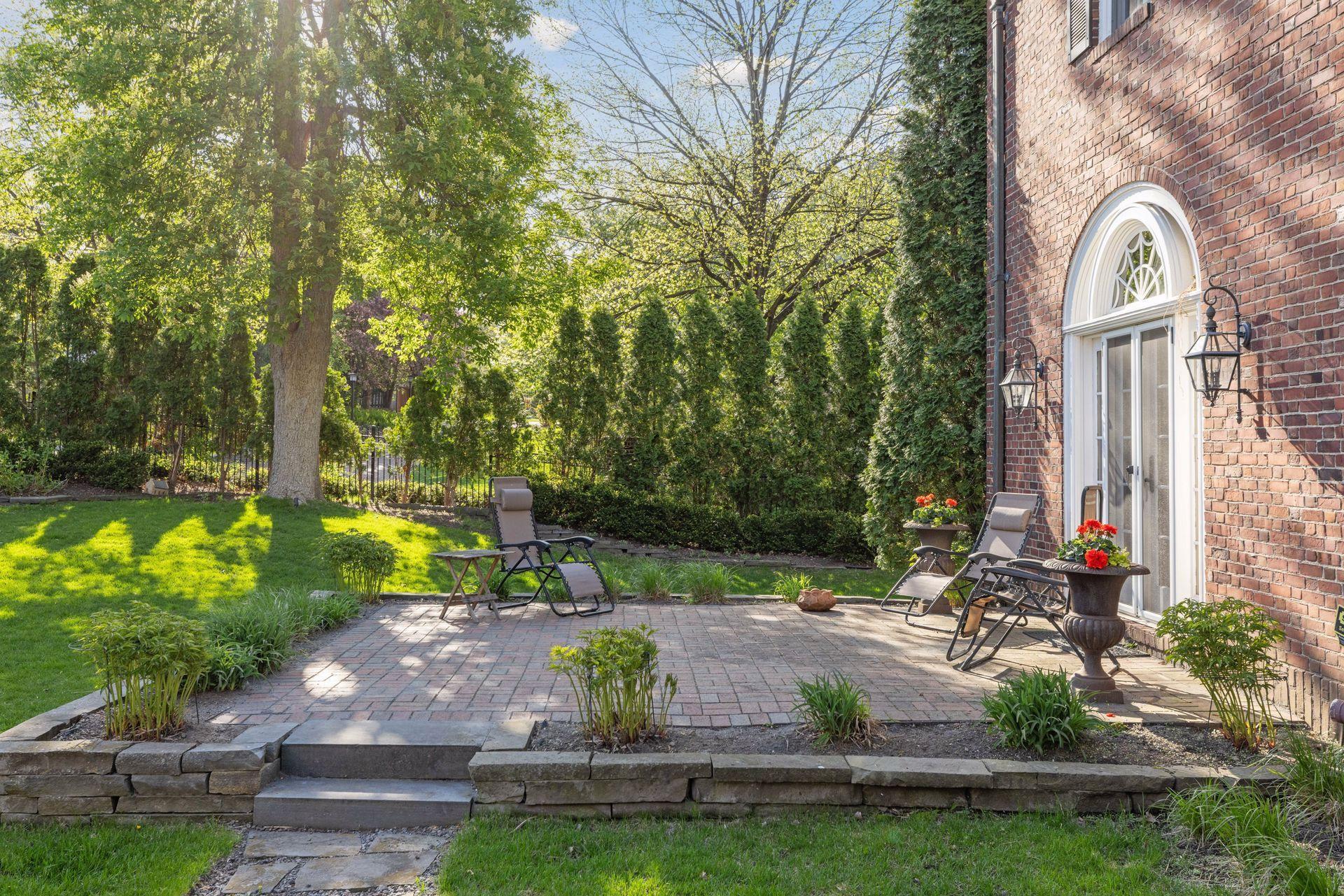 470 North Mississippi River Boulevard - Spacecrafting - 0018.jpg