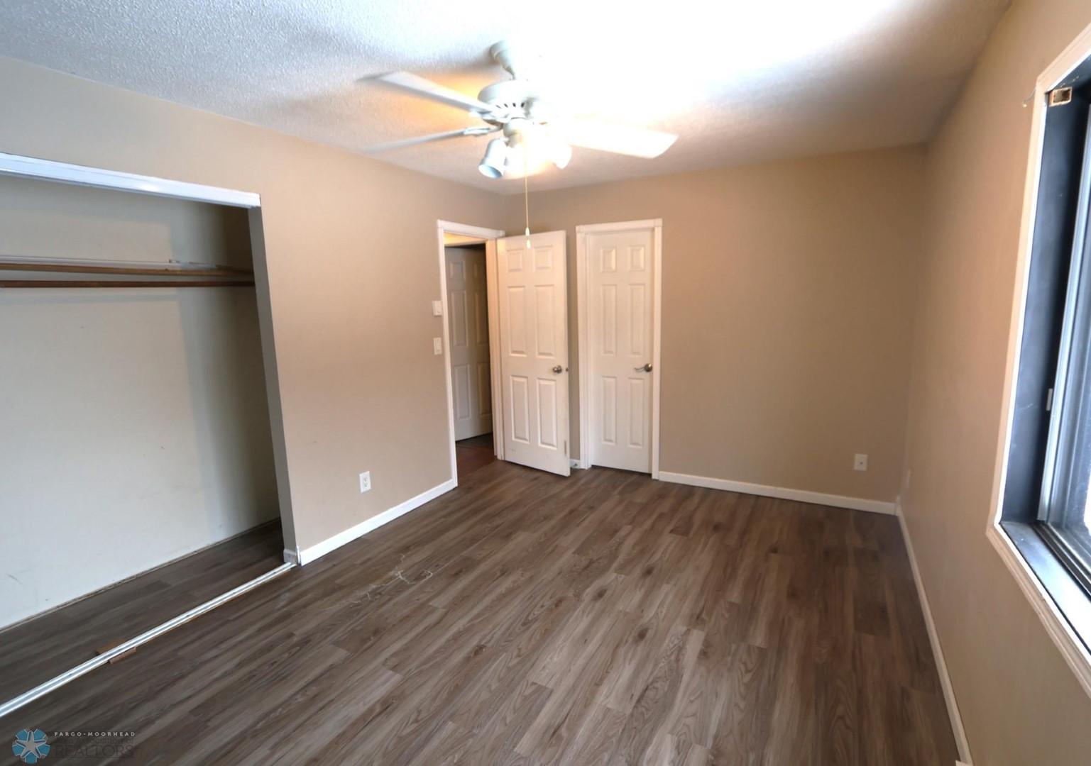 BEDROOM 1.JPG