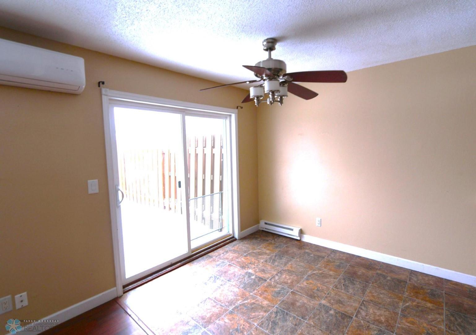 DINING ROOM.JPG