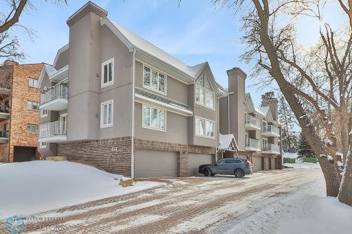 434 6th Avenue S, 203, Fargo, ND 58103