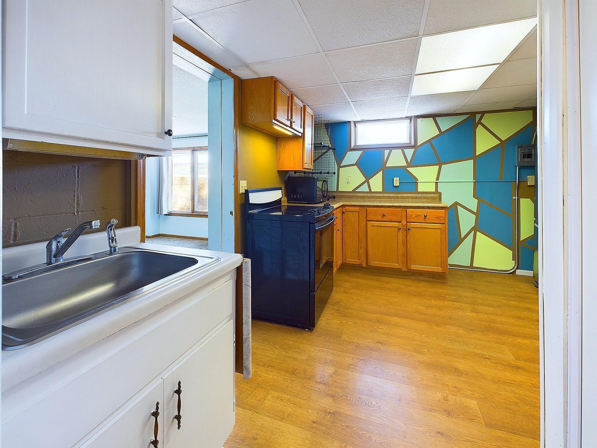 Lower level kitchen.