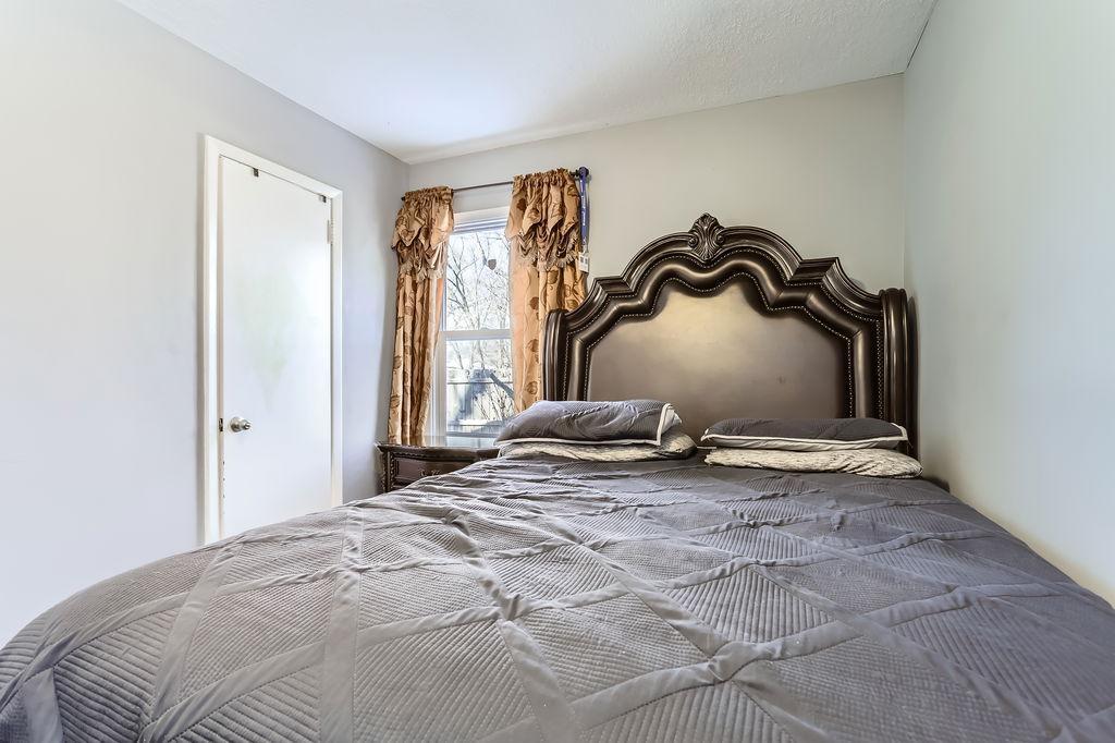 5650 Dupont Avenue N - MLS Sized - 016 - 19 Bedroom.jpg