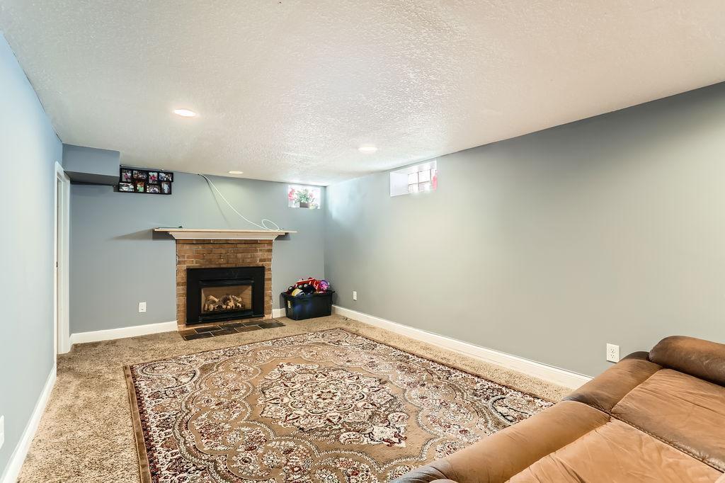 5650 Dupont Avenue N - MLS Sized - 017 - 21 Lower Level Family Room.jpg