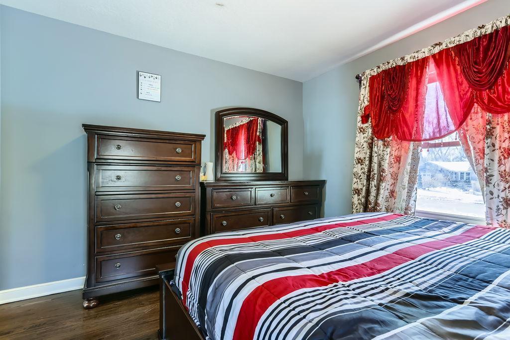 5650 Dupont Avenue N - MLS Sized - 013 - 15 Primary Bedroom.jpg