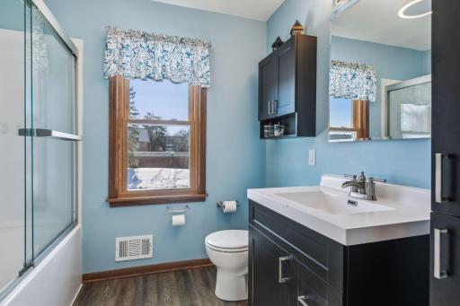 425 Roeller Avenue, West Saint Paul, MN 55118