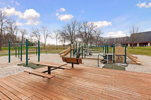 425 Roeller Avenue, West Saint Paul, MN 55118