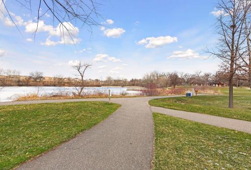 425 Roeller Avenue, West Saint Paul, MN 55118