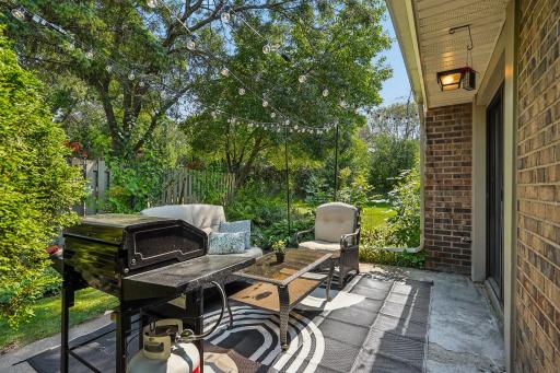 1850 Glacier Lane N, Plymouth, MN 55447