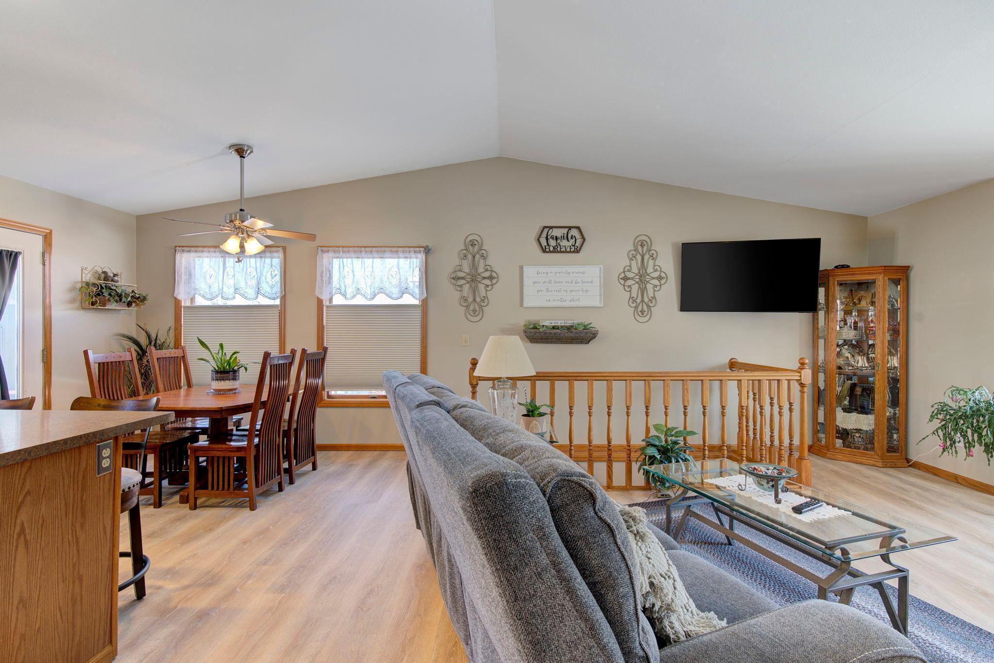 8-web-or-mls-_NEW8246_7_8 1.jpg