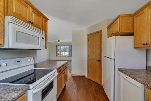 609 Cottonwood Avenue, Litchfield, MN 55355