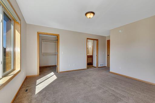 609 Cottonwood Avenue, Litchfield, MN 55355
