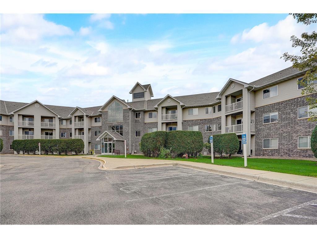 plenty of guest parking.jpg