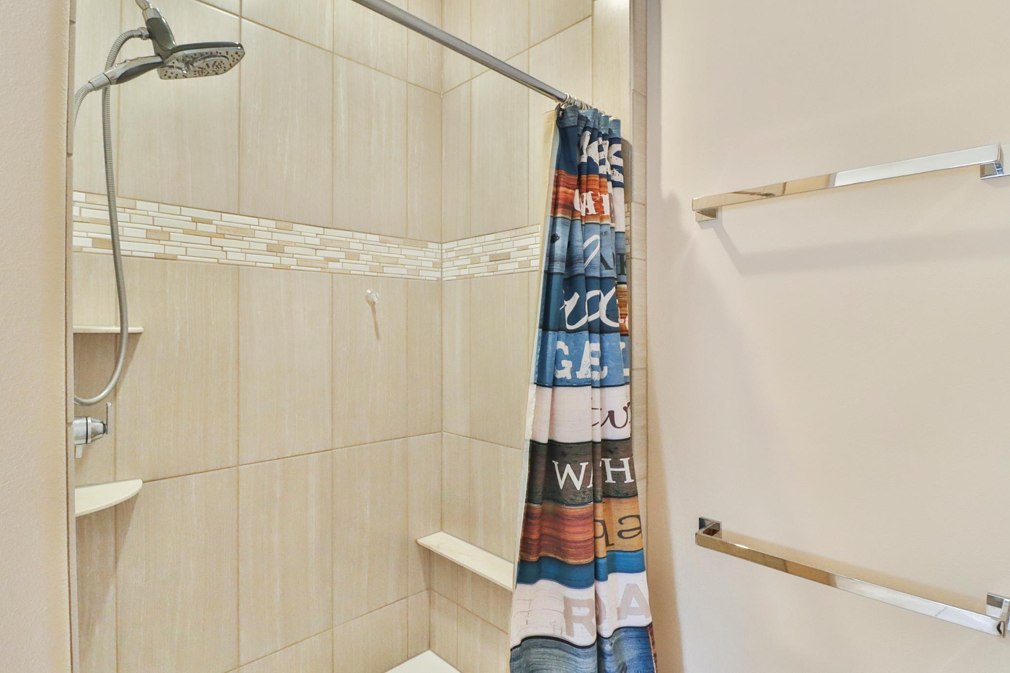Primary Bath1_3.JPG
