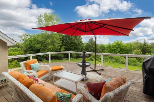 Unmatched bluff-top panoramic views of the Minnesota River Valleyâtruly the best in Settlerâs Ridge!