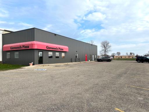 1312 Lakeland Drive SE, Giovanni's, Willmar, MN 56201