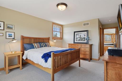 4015 Windmill Drive, Loretto, MN 55357