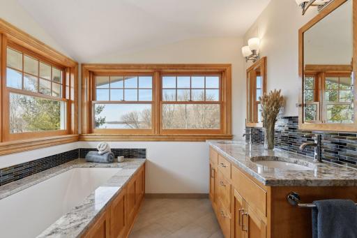 4015 Windmill Drive, Loretto, MN 55357