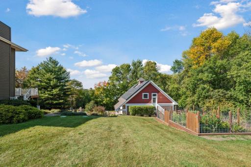 4015 Windmill Drive, Loretto, MN 55357