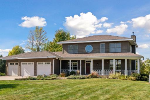 4015 Windmill Drive, Loretto, MN 55357