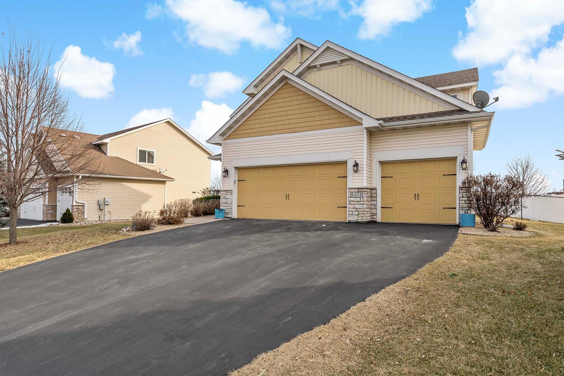 Three car garage for extra storage, your teenagers car or your boat!