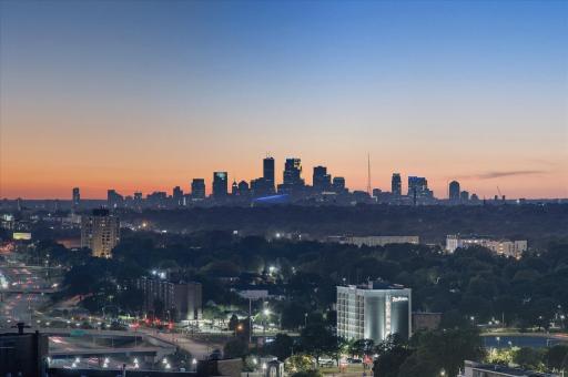 Wow! Own the best view of BOTH downtown skylines. This 35th floor condo has true 270 degree views stretching from the Mississippi River to downtown Minneapolis.