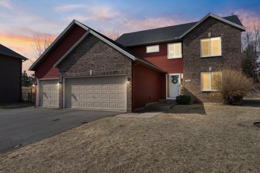 9355 Giffort Court, Monticello, MN 55362