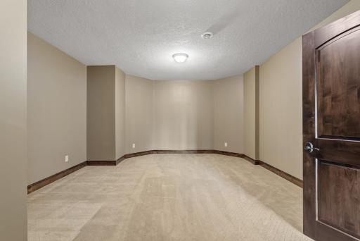 5659 57th St. Cr. N, Lake Elmo, MN 55042