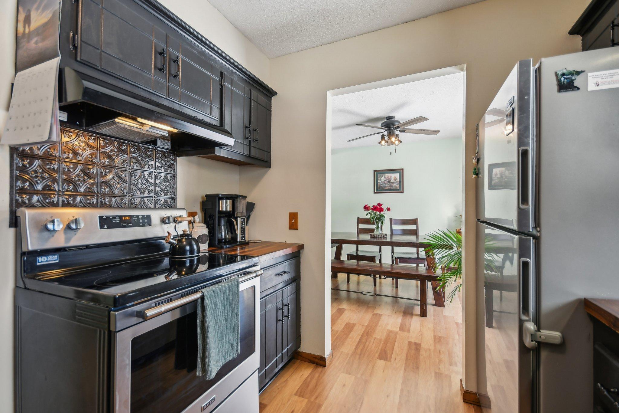 15-web-or-mls-Timber Ln-015.jpg