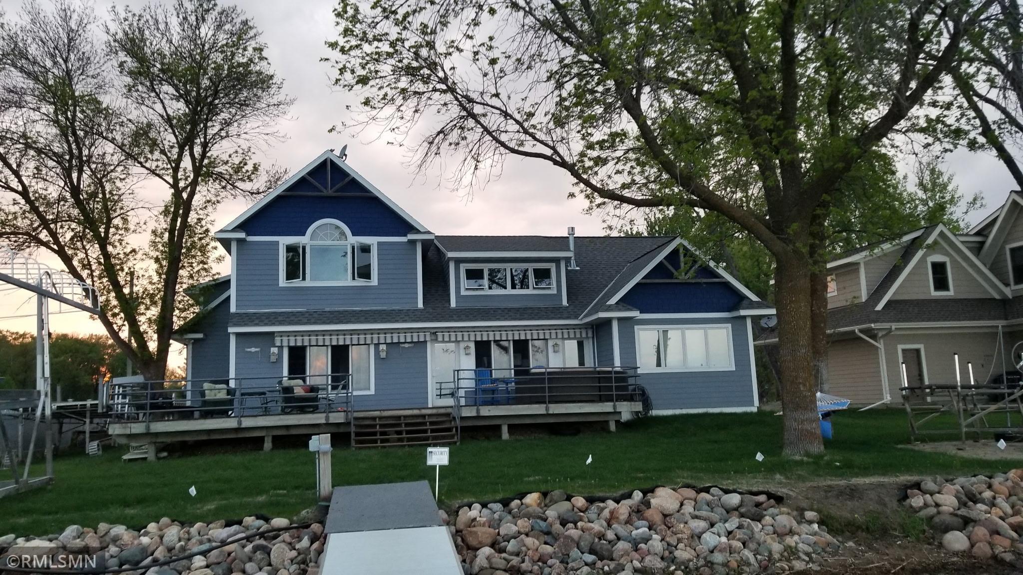 Whether living here year round or using it as your cabin the property's is in a great location with its proximity to the freeway and closeness to the metro.