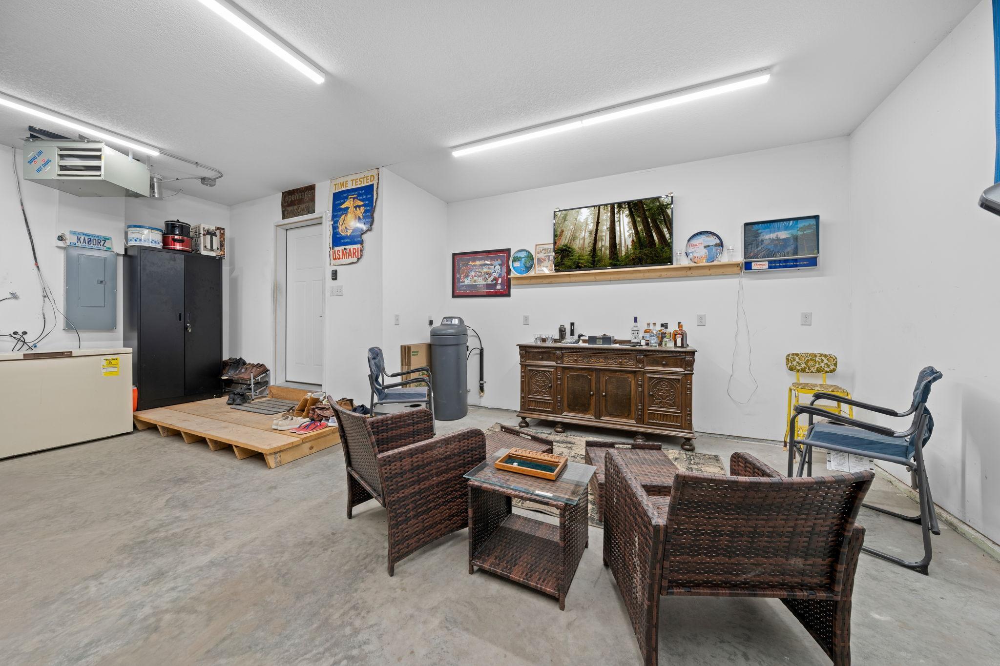 This alcove could be a home gym!