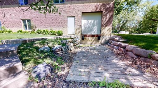 768 N Creek Drive, Willmar, MN 56201