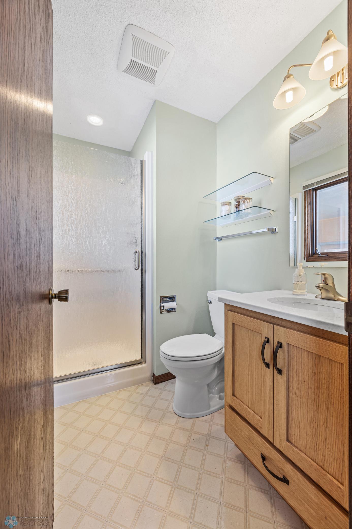 En-Suite Bathroom