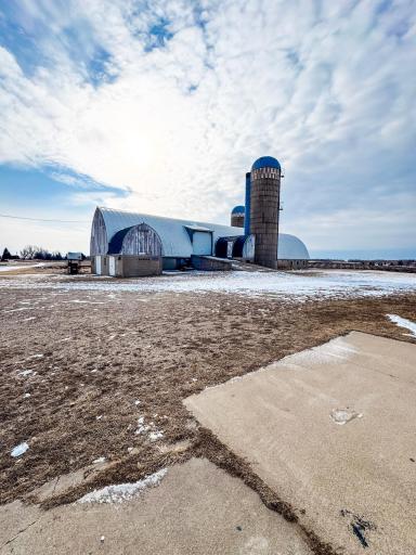 60xx E Highway 212 E, Chaska, MN 55318