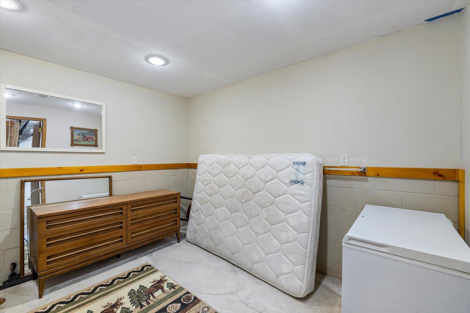 Lower Level Bonus Room