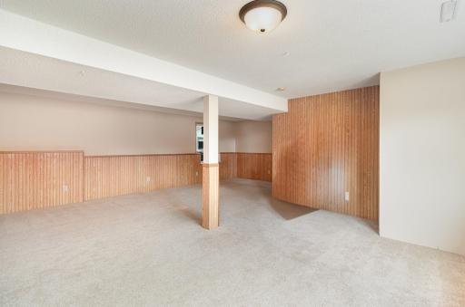 16300 Coquina Street NW, Anoka, MN 55303