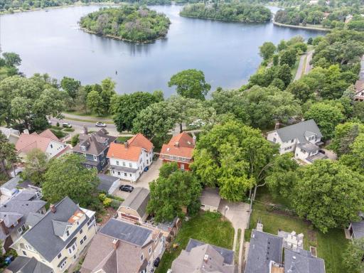 2675 E Lake Of The Isles Parkway, Minneapolis, MN 55408