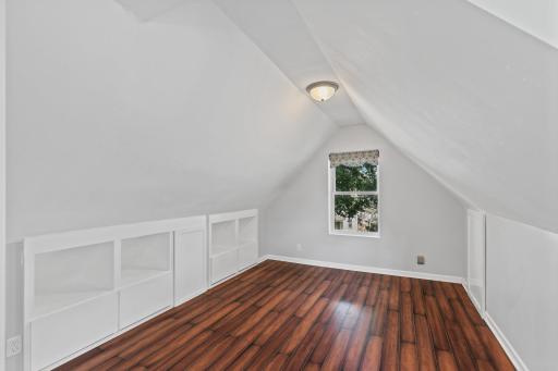 612 Erie Street SE, Minneapolis, MN 55414