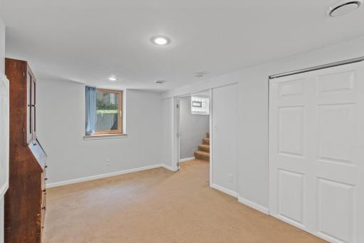 612 Erie Street SE, Minneapolis, MN 55414