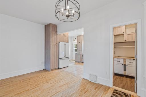 612 Erie Street SE, Minneapolis, MN 55414