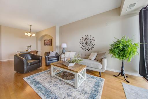 500 E Grant Street, 1905, Minneapolis, MN 55404