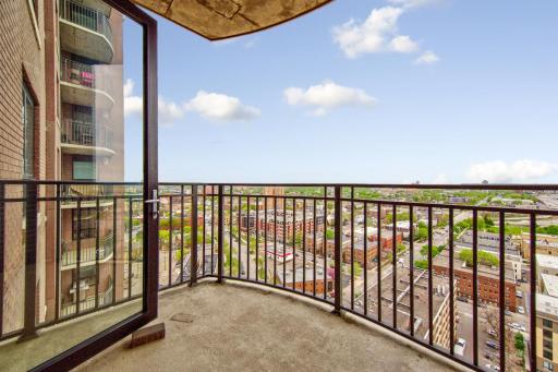 500 E Grant Street, 1905, Minneapolis, MN 55404